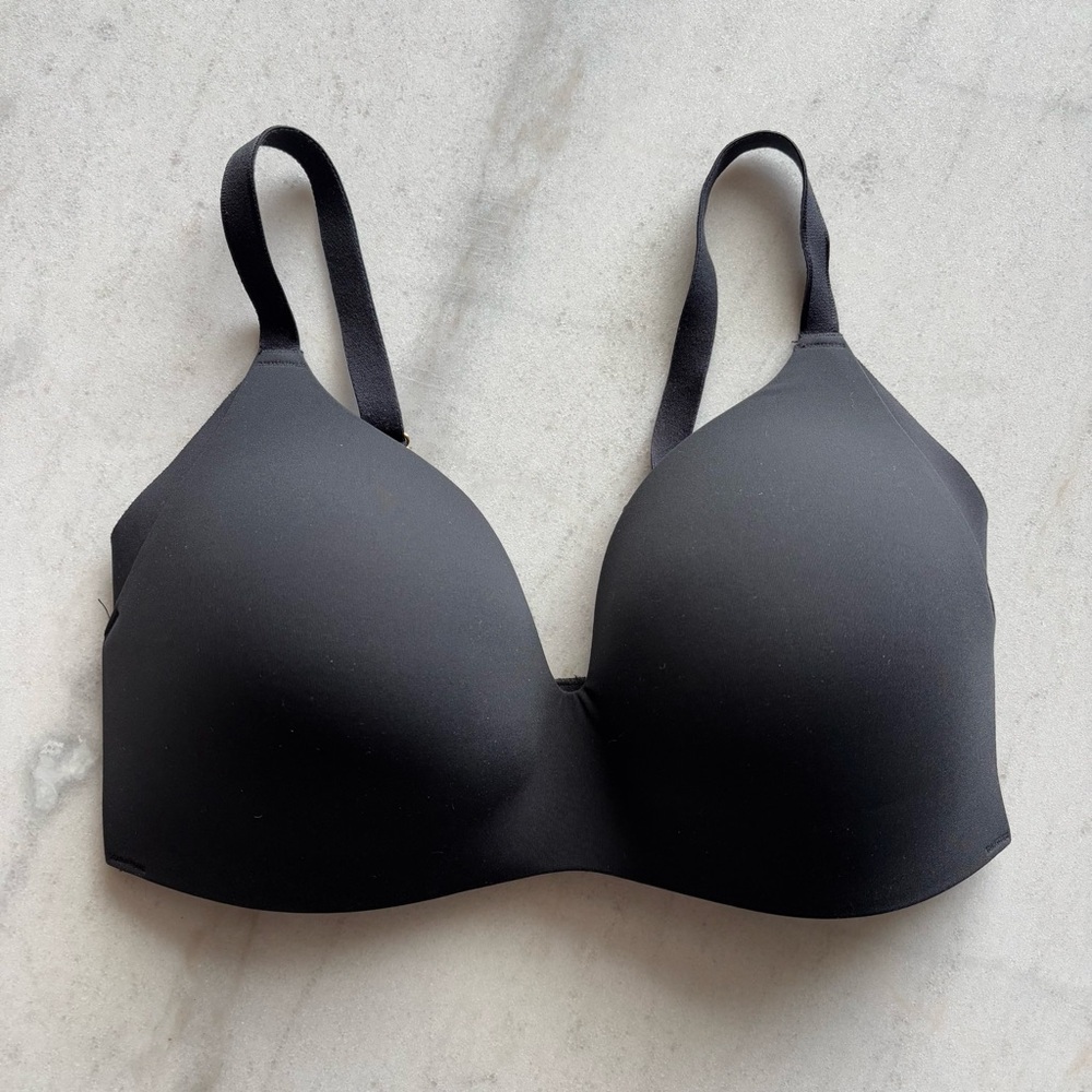 Size 4 Knix WingWoman Contour Bra in black ~ Fits 32C + 34C + 32D + 34D